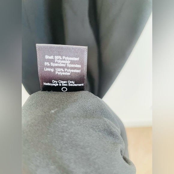 Dress the population Black Iris Slit Crepe Gown Large - Picture 12 of 12